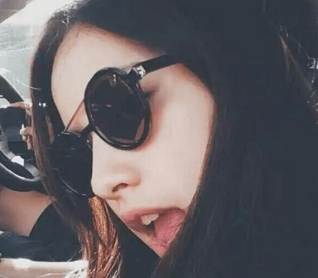 朋友圈很火的句子:别那么善解人意。。。 朋友圈很火的句子:别那么善解人意。。。