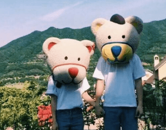 幸福的说说图片：我对你的爱像是早上的太阳，温暖炽热