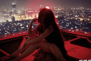 深情表达图片：打动女孩子，无需言语，只需心意