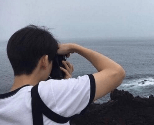 网络上很火的句子：即使想你了也不要去找你