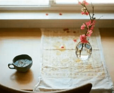 意境深远的话语图片:你拥有春花秋月,却不知她在梦中也见铁马冰河 意境深远的话语图片:你拥有春花秋月,却不知她在梦中也见铁马冰河