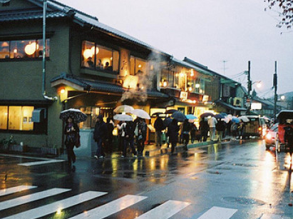 雨中的忧愁,风中的泪滴,梦中的缠绵,情感悠长 雨中的忧愁,风中的泪滴,梦中的缠绵,情感悠长