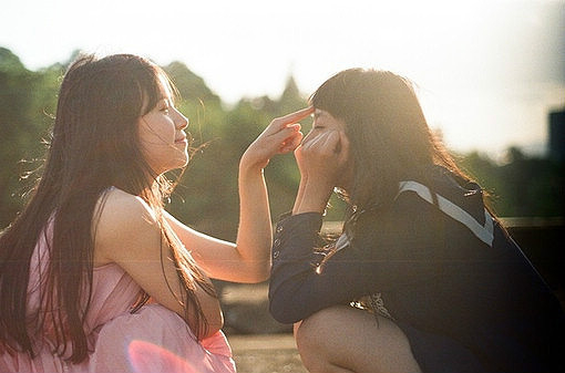 姐妹情谊 姐妹情谊