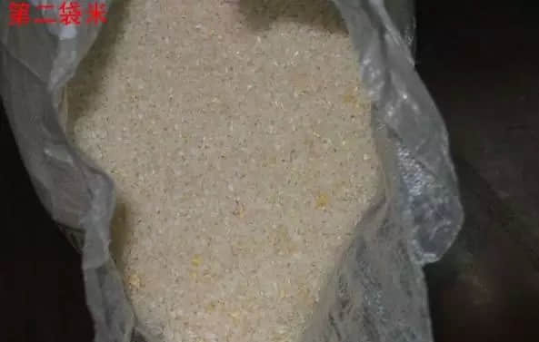 泪洒三袋米：一段感人至深的真实故事