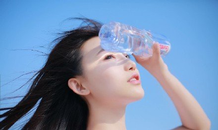 有点失落的句子 一个人,如果是真实的,在哪里都是真实的