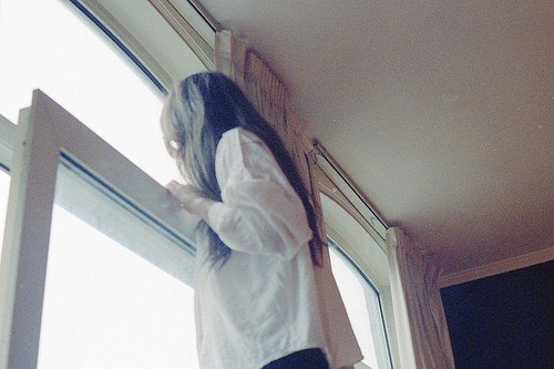 女生伤感说说带图片