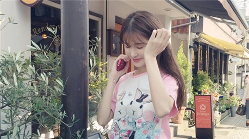经典励志短句 脚下的路还很长,活着就要坚决走下去 经典励志短句 脚下的路还很长,活着就要坚决走下去