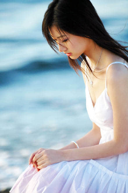 关于失落的句子 未曾恍然已隔世,未曾有誓却相惜 关于失落的句子 未曾恍然已隔世,未曾有誓却相惜