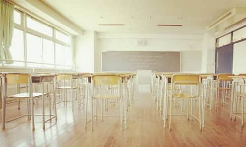 岁月的纽带：同学聚会的独特魅力