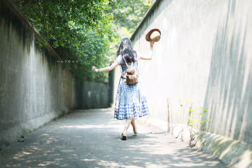 婚姻中的完美伴侣：他的温情与智慧